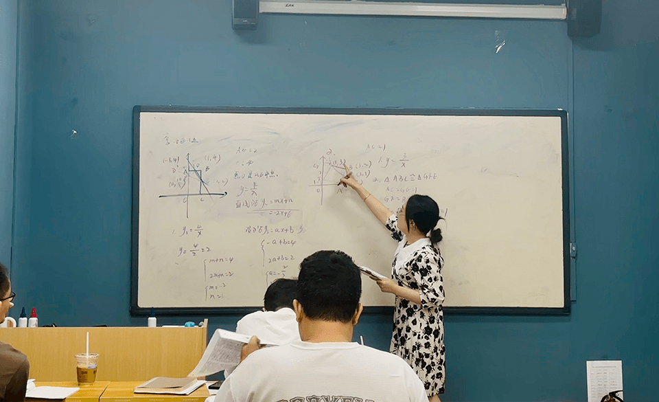 桂林明大教育一对二学习辅导课堂